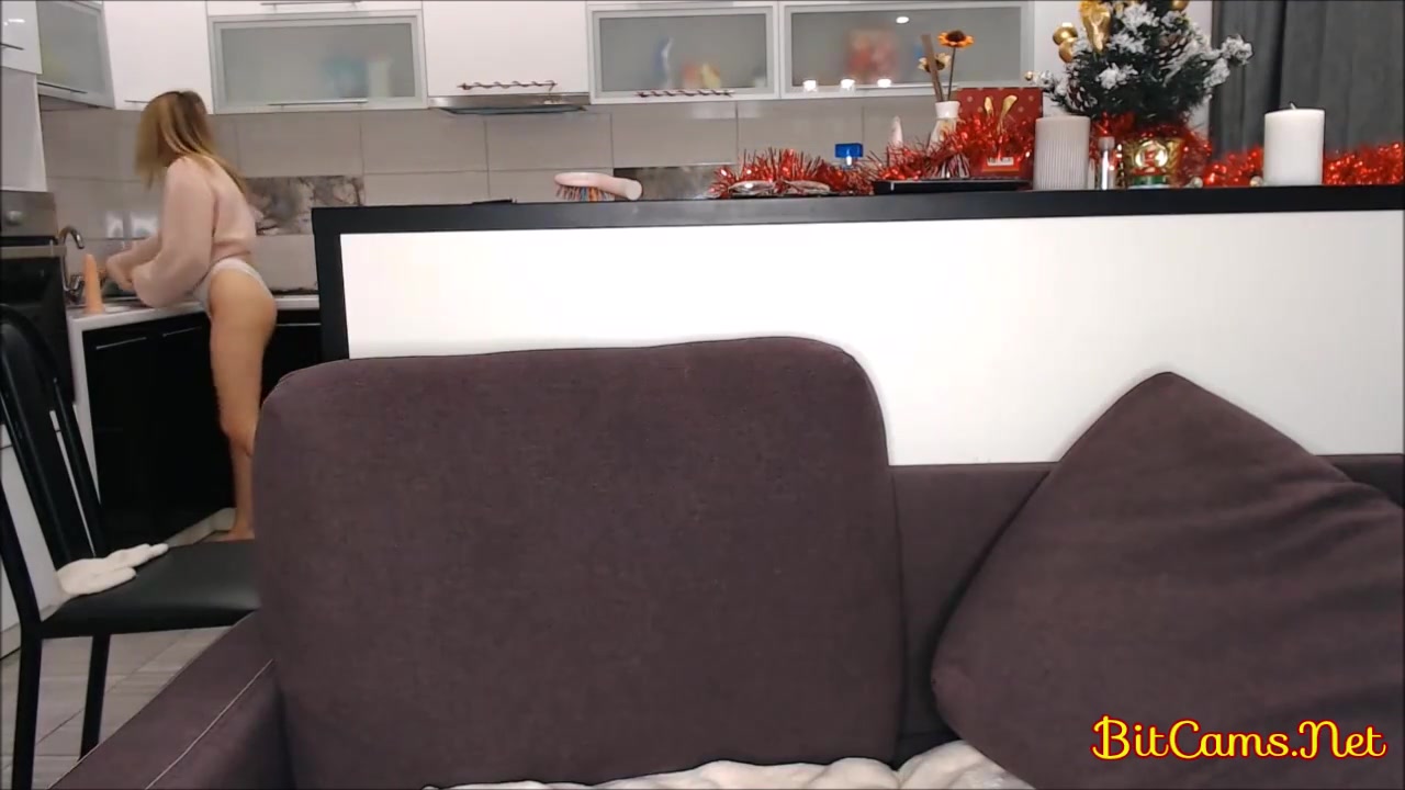 junge mädchen nackt in ihrem zimmer